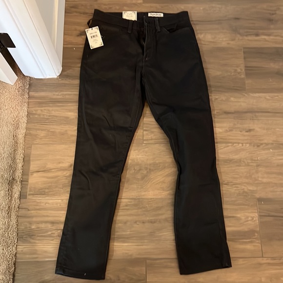 NWT stretch for comfort English Laundry Black Jeans - Picture 2 of 4